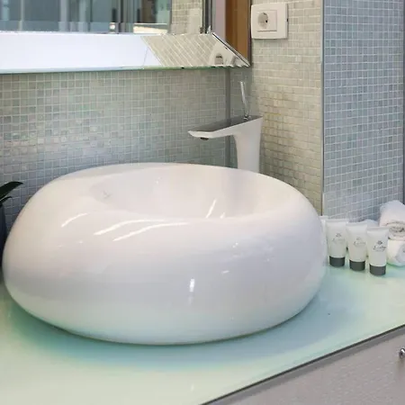 Brilliant Blue Luxury شقة سبليت