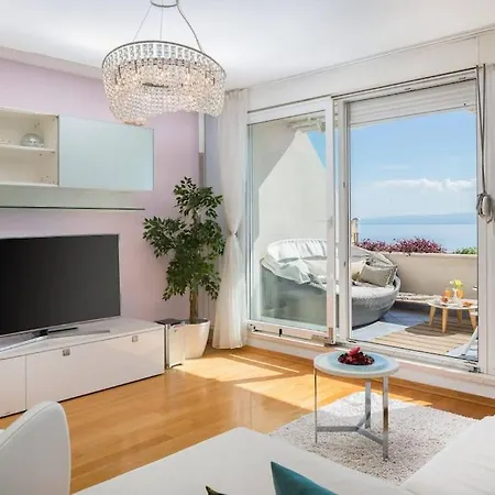 Apartment Brilliant Blue Luxury