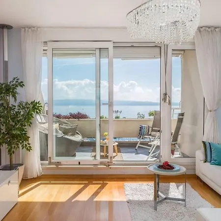 Brilliant Blue Luxury Split