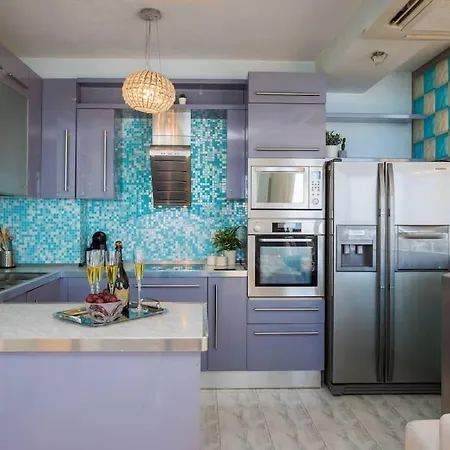 Brilliant Blue Luxury Apartmán *