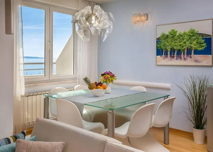 Brilliant Blue Luxury Split