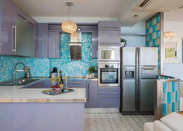 Brilliant Blue Luxury Apartman *