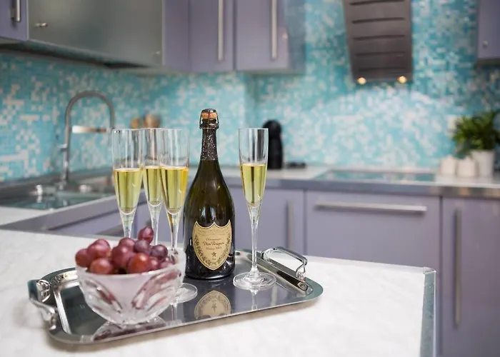 Brilliant Blue Luxury Apartman